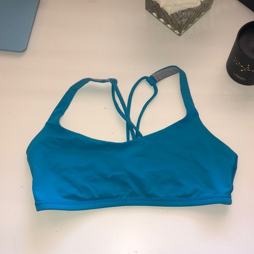 Lululemon Athletica sports bra